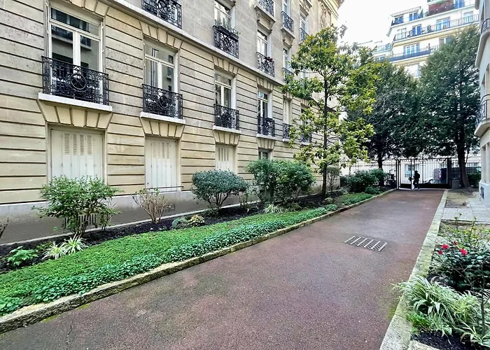 Mozart Passy Apartment Paris